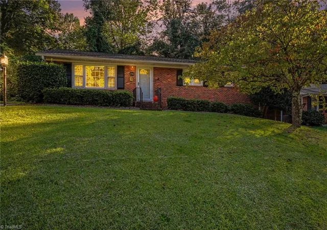 Photo 1 of Single family home for sale at 2336 Kaywood Ln, Winston Salem, NC 27103 | MLS# 1239174 | Listing updated on 2026-10-19