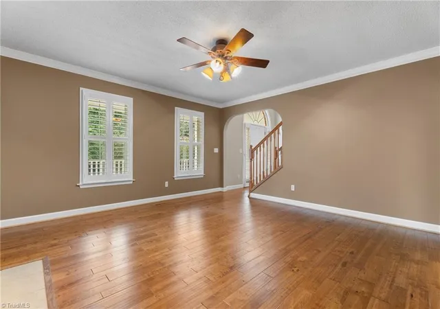 Photo 3 of Sale Pending at 5135 Edgebaston Dr, Kernersville, NC 27284 | MLS# 1235219 | Listing updated on 2026-09-12