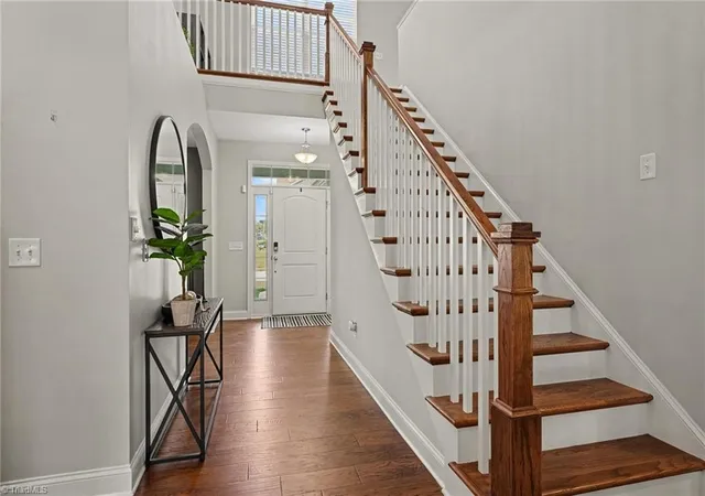Photo 3 of Single family home for sale at 5159 Sedge Holw Dr, Kernersville, NC 27284 | MLS# 1236340 | Listing updated on 2026-10-04