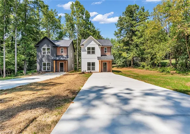Photo 1 of Single family home for sale at 114 N Yadkin Ave, Spencer, NC 28159 | MLS# 1234784 | Listing updated on 2026-09-19