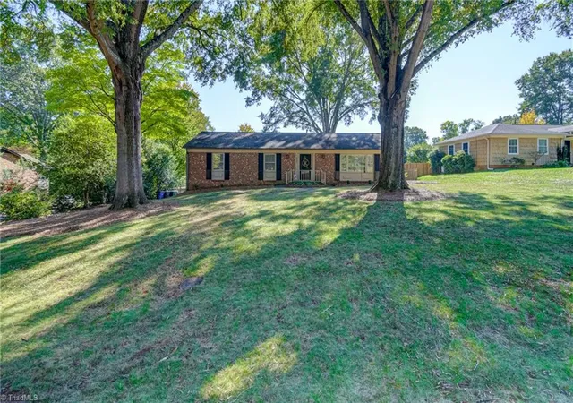 Photo 1 of Single family home for sale at 4840 Spilsby Ln, Winston Salem, NC 27104 | MLS# 1238948 | Listing updated on 2026-10-29