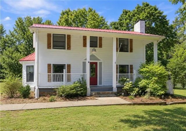 Photo 4 of Sale Pending at 230 Staya Way, Mocksville, NC 27028 | MLS# 1235610 | Listing updated on 2026-09-26