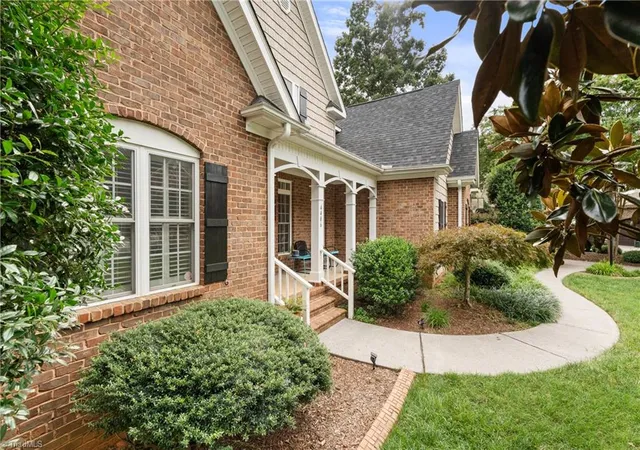 Photo 3 of Single family home for sale at 4486 Greystone Pl Ct, Winston Salem, NC 27106 | MLS# 1234107 | Listing updated on 2026-09-01