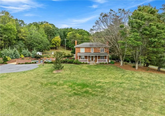 Photo 4 of Sale Pending at 3250 Beroth Rd, Pfafftown, NC 27040 | MLS# 1238715 | Listing updated on 2026-10-25