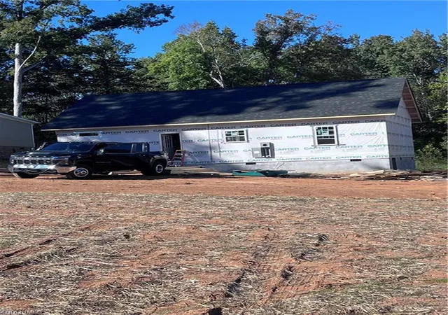 Photo 2 of Single family home for sale at 378 Ave J, Lexington, NC 27292 | MLS# 1240105 | Listing updated on 2026-10-27
