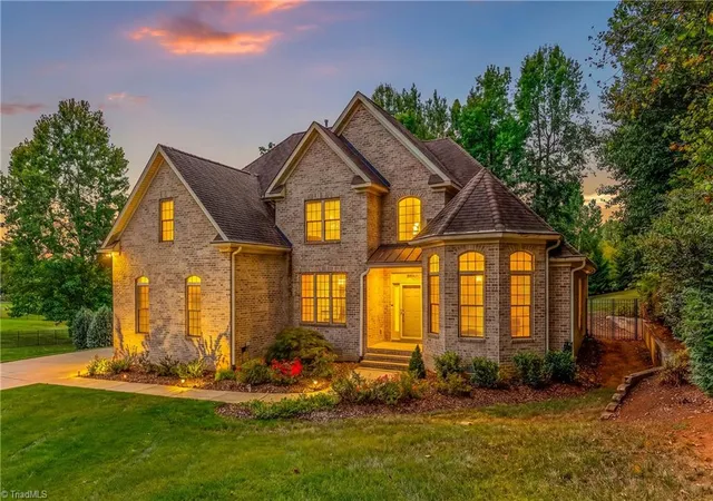 Photo 3 of Single family home for sale at 7479 Fox Chase Dr, Trinity, NC 27370 | MLS# 1235868 | Listing updated on 2026-09-20