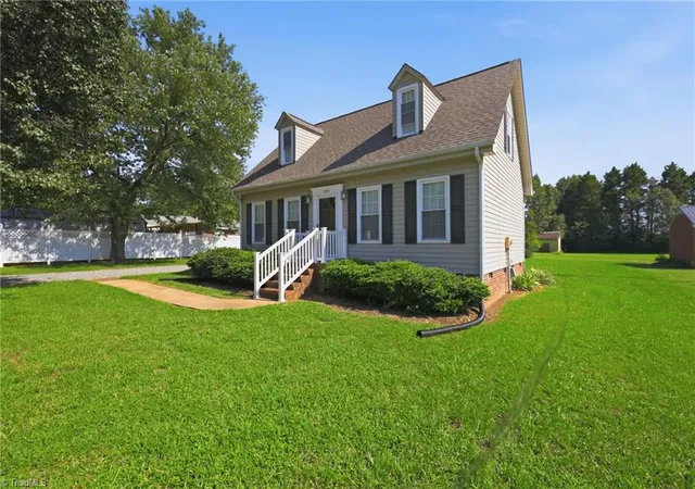 Photo 3 of Sale Pending at 909 Highview St, Haw River, NC 27258 | MLS# 1234734 | Listing updated on 2026-09-22