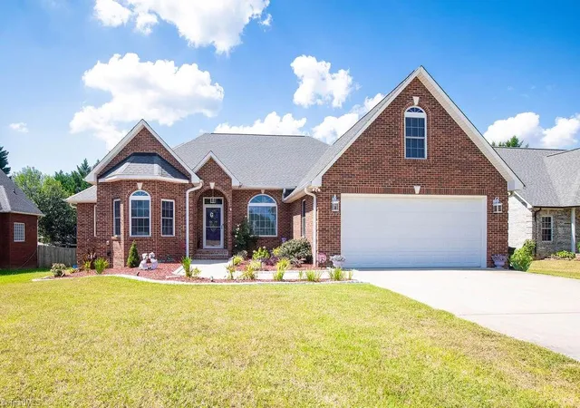 Photo 1 of Single family home for sale at 1003 Bradford Ln, Archdale, NC 27263 | MLS# 1235422 | Listing updated on 2026-10-03