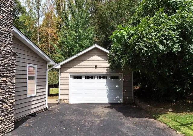 Photo 3 of Sale Pending at 619 Cross Crk Dr, Mount Airy, NC 27030 | MLS# 1234980 | Listing updated on 2026-10-01