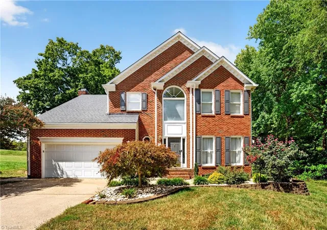 Photo 2 of Sale Pending at 7 Timber Ridge Ct, Greensboro, NC 27407 | MLS# 1234948 | Listing updated on 2026-09-14
