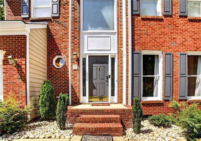 Photo 3 of Sale Pending at 7 Timber Ridge Ct, Greensboro, NC 27407 | MLS# 1234948 | Listing updated on 2026-09-14