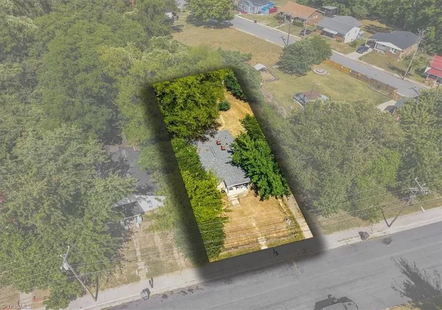 Photo 1 of Single family home for sale at 308 Holderby St, Reidsville, NC 27320 | MLS# 1234264 | Listing updated on 2026-09-09