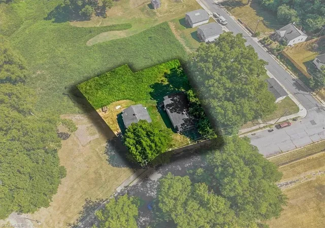 Photo 2 of Single family home for sale at 308 Holderby St, Reidsville, NC 27320 | MLS# 1234264 | Listing updated on 2026-09-09