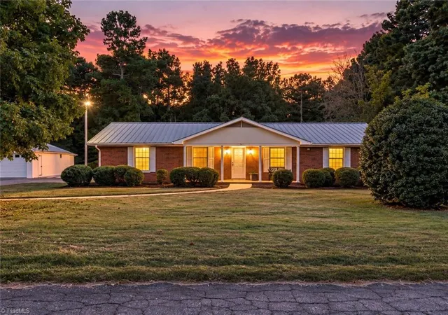 Single family home for sale at 113 Glendale Rd, Lexington, NC 27292 | MLS# 1237631
