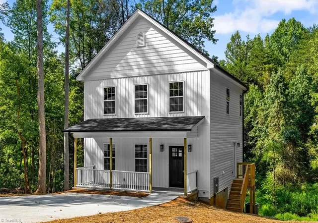 Photo 1 of Single family home for sale at 3625 Turret Ct, Winston Salem, NC 27101 | MLS# 1235239 | Listing updated on 2026-09-10