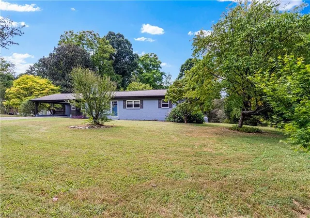 Photo 2 of Sale Pending at 2816 Vanhoy Rd, Yadkinville, NC 27055 | MLS# 1235716 | Listing updated on 2026-09-28