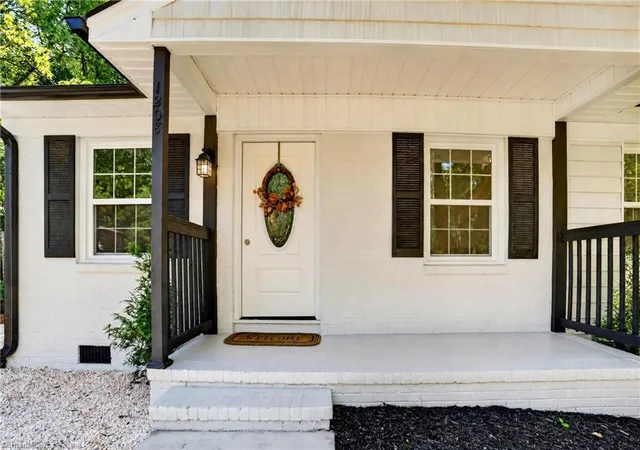 Photo 3 of Sale Pending at 1208 Hoover Ave, High Point, NC 27260 | MLS# 1234505 | Listing updated on 2026-09-08