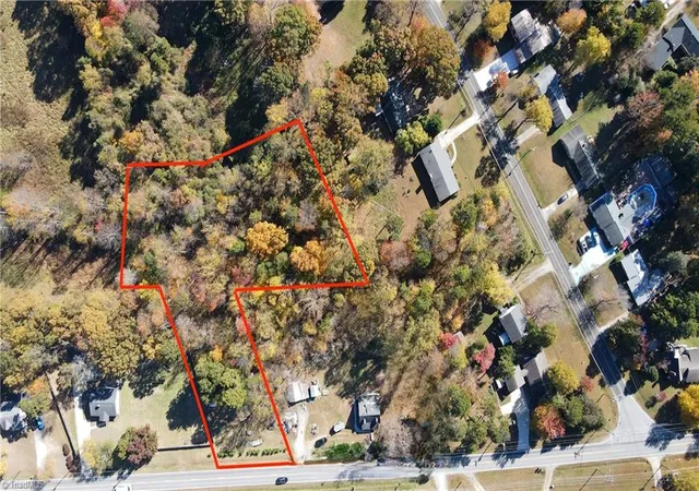 Photo 2 of Sale Pending at 3412 Dillon Rd, Jamestown, NC 27282 | MLS# 1234380 | Listing updated on 2026-09-06