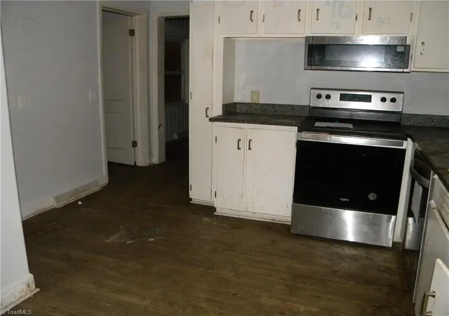 Photo 3 of Single family home for sale at 2935 Stockton St, Winston Salem, NC 27127 | MLS# 1239674 | Listing updated on 2026-10-26