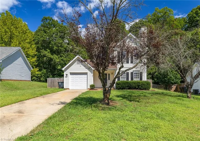 Photo 2 of Single family home for sale at 603 Summerwalk Rd, Greensboro, NC 27455 | MLS# 1234679 | Listing updated on 2026-09-09