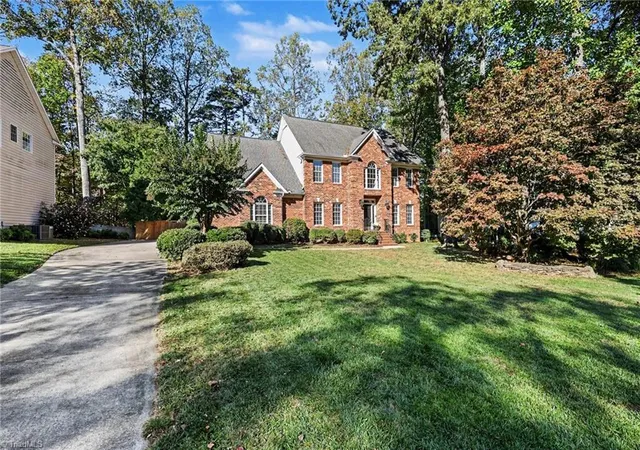 Photo 1 of Single family home for sale at 3103 Campfire Ct, Jamestown, NC 27282 | MLS# 1239514 | Listing updated on 2026-10-26