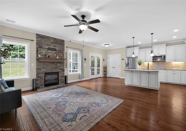 Photo 3 of Single family home for sale at 2227 Dunning Ct, High Point, NC 27265 | MLS# 1235125 | Listing updated on 2026-09-18