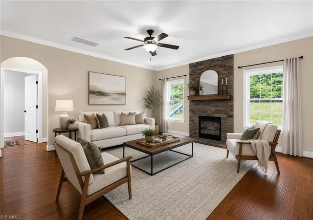 Photo 3 of Single family home for sale at 2227 Dunning Ct, High Point, NC 27265 | MLS# 1235125 | Listing updated on 2026-09-18