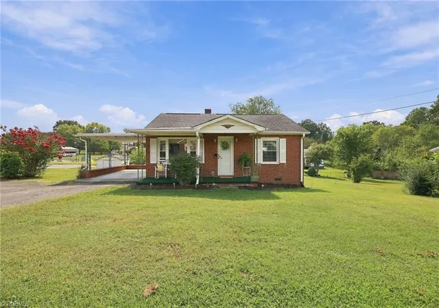 Photo 1 of Single family home for sale at 143 Calvary Dr, Mount Airy, NC 27030 | MLS# 1236234 | Listing updated on 2026-09-23
