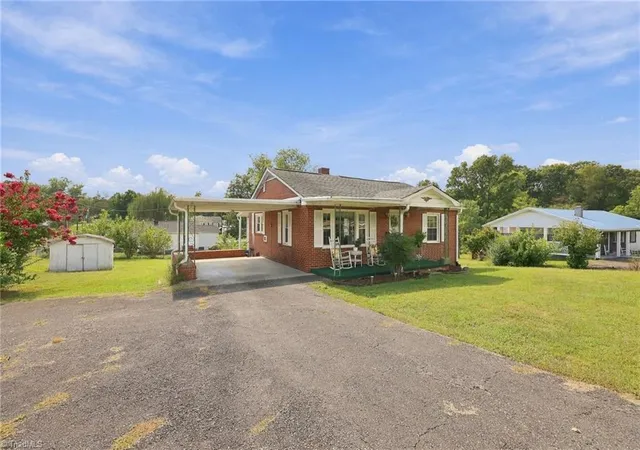 Photo 2 of Single family home for sale at 143 Calvary Dr, Mount Airy, NC 27030 | MLS# 1236234 | Listing updated on 2026-09-23