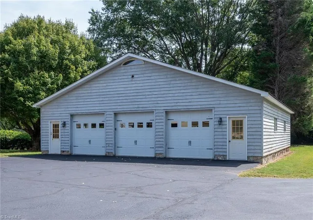 Photo 1 of Single family home for sale at 691 Salisbury St, Mocksville, NC 27028 | MLS# 1236125 | Listing updated on 2026-10-06
