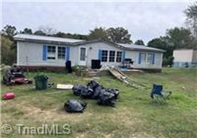 Photo 1 of Manufactured home for sale at 198 Bryant Rd, Morganton, NC 28655 | MLS# 1239341 | Listing updated on 2026-10-17
