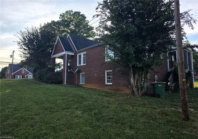 Photo 3 of Sale Pending at 607 W Main St, Pilot Mountain, NC 27041 | MLS# 1235021 | Listing updated on 2026-09-16