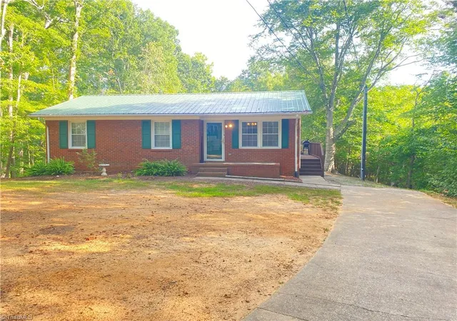 Photo 2 of Single family home for sale at 1045 Haywood St, Eden, NC 27288 | MLS# 1234749 | Listing updated on 2026-09-10