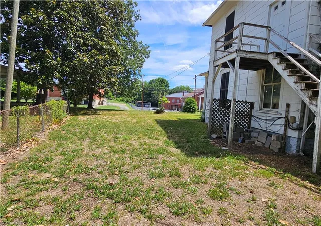 Listing Photo 2 - Condo for sale in building located at 223 Lawsonville Ave, Reidsville, NC 27320 - Unit #