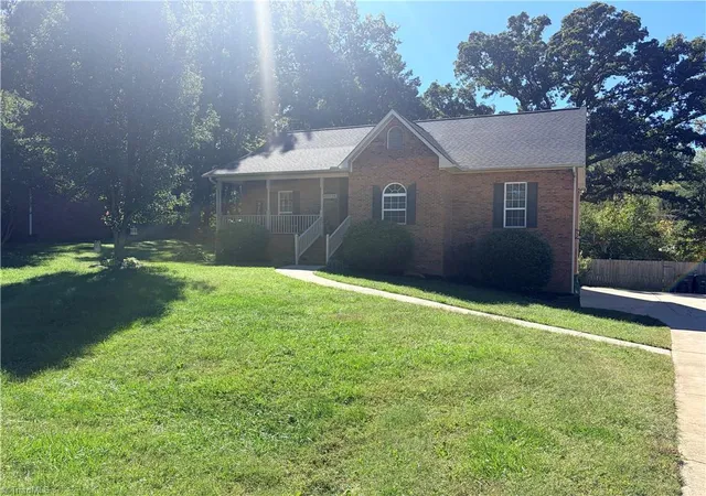 Photo 2 of Single family home for sale at 374 Lucinda Ln, Kernersville, NC 27284 | MLS# 1238909 | Listing updated on 2026-10-29