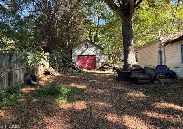 Photo 4 of Single family home for sale at 139 Wayside Dr, Winston Salem, NC 27107 | MLS# 1239327 | Listing updated on 2026-10-28