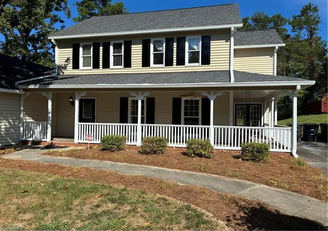 Photo 1 of Single family home for sale at 930 Foxhall Dr, Winston Salem, NC 27106 | MLS# 1235973 | Listing updated on 2026-10-02