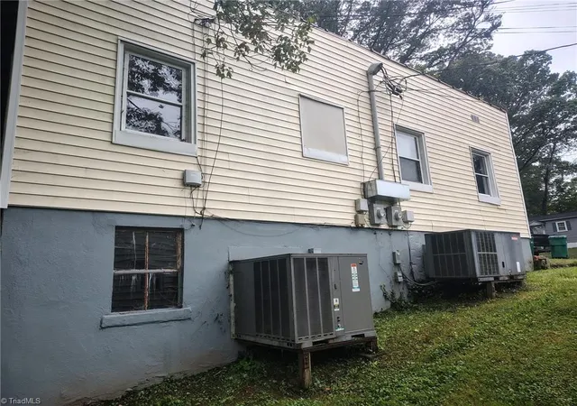 Photo 2 of Multi family home for sale at 129 Hardy St, Jonesville, NC 28642 | MLS# 1236971 | Listing updated on 2026-09-29