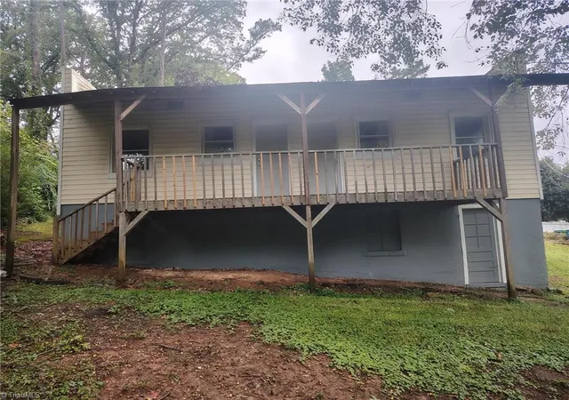 Photo 3 of Multi family home for sale at 129 Hardy St, Jonesville, NC 28642 | MLS# 1236971 | Listing updated on 2026-09-29