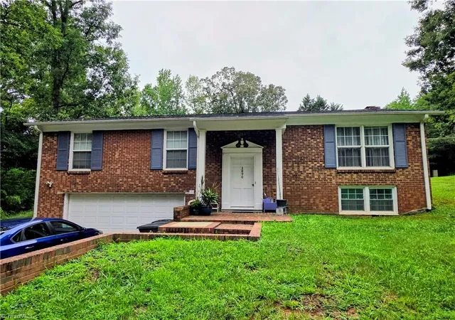Photo 1 of Single family home for sale at 3890 Whitehaven Rd, Winston Salem, NC 27106 | MLS# 1237447 | Listing updated on 2026-10-22