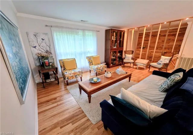Photo 3 of Single family home for sale at 3890 Whitehaven Rd, Winston Salem, NC 27106 | MLS# 1237447 | Listing updated on 2026-10-22