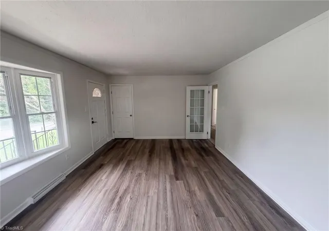 Photo 3 of Single family home for sale at 1502 Meadowview Rd, Greensboro, NC 27403 | MLS# 1237208 | Listing updated on 2026-10-28