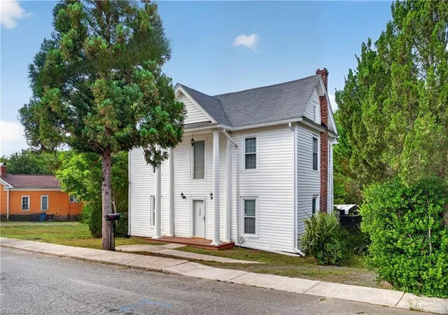 Photo 4 of Single family home for sale at 1387 Church St, Ramseur, NC 27316 | MLS# 1235088 | Listing updated on 2026-10-08