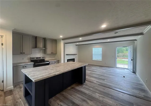 Photo 4 of Sale Pending at 239 Southard Rd, Elkin, NC 28621 | MLS# 1235829 | Listing updated on 2026-10-08