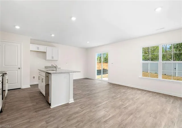 Photo 4 of Single family home for sale at 623 Beechwood Cir, Thomasville, NC 27360 | MLS# 1233531 | Listing updated on 2026-09-04