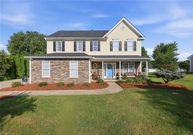 Photo 1 of Single family home for sale at 125 Hartman Branch Ln, Winston Salem, NC 27127 | MLS# 1233980 | Listing updated on 2026-10-05
