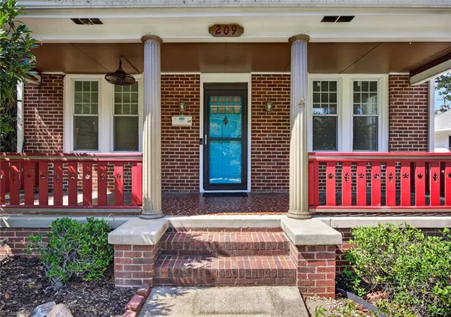 Photo 2 of Single family home for sale at 209 Louise Ave, High Point, NC 27262 | MLS# 1235061 | Listing updated on 2026-09-09