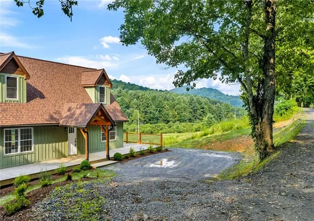 Photo 3 of Manufactured home for sale at 275 Grover Howell Rd, West Jefferson, NC 28694 | MLS# 1234771 | Listing updated on 2026-09-13