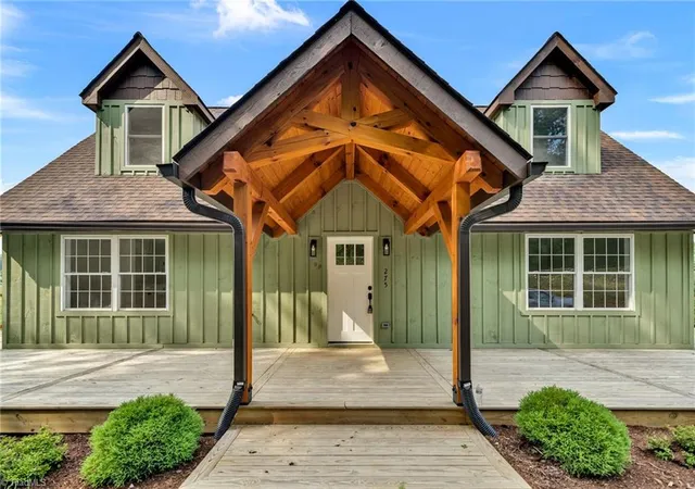 Photo 4 of Manufactured home for sale at 275 Grover Howell Rd, West Jefferson, NC 28694 | MLS# 1234771 | Listing updated on 2026-09-13