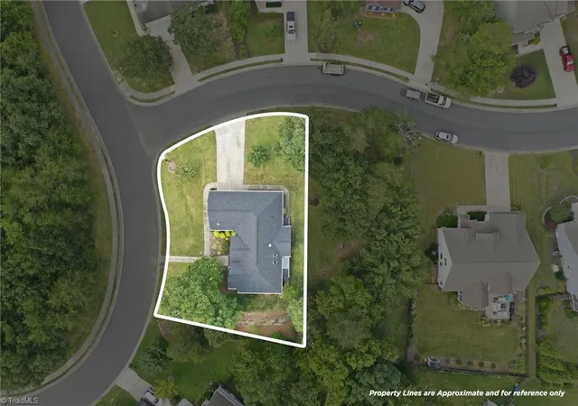 Photo 3 of Single family home for sale at 501 Great Smokey Mountain Dr, Mebane, NC 27302 | MLS# 1233901 | Listing updated on 2026-09-12